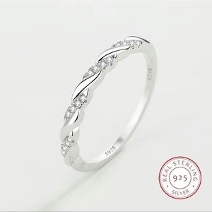 Real 925 Sterling Silver Twisted Zirconia Ring